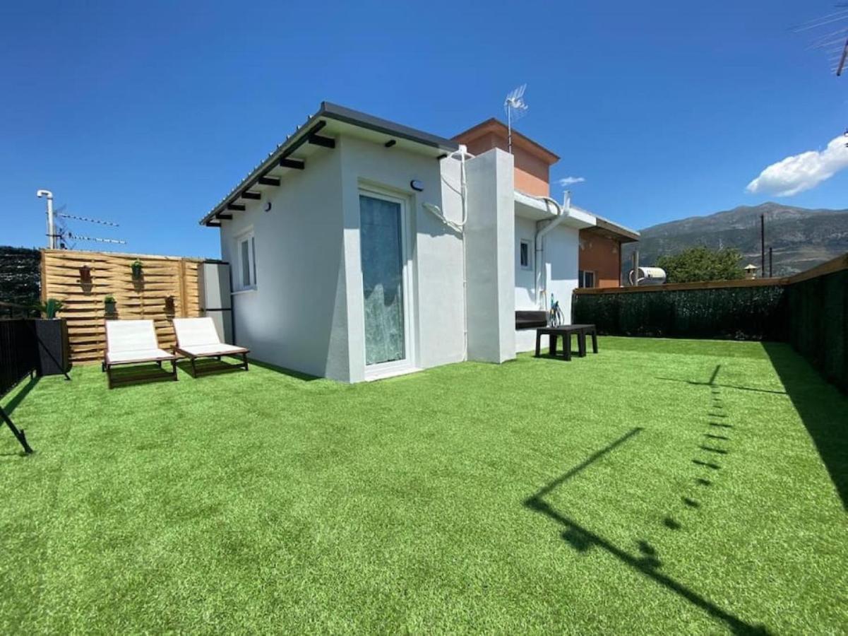 Rooftop Apartment With Garden In Ioannina Exterior foto